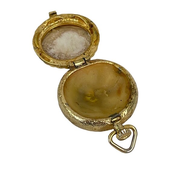 House of Fuller Vintage Gold Tone Perfume Holder Pendant With Romantic Scene Ena - Picture 8 of 9